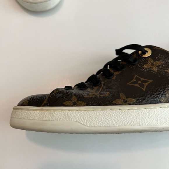 Louis Vuitton LV Monogram Frontrow Sneaker Brown - Picture 10 of 16
